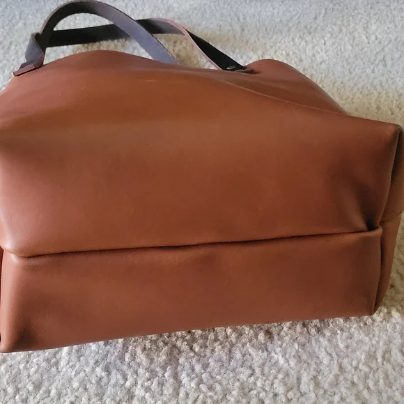 Portland Leather Brown Tote with Dark Handles Medium Size - Picture 5 of 8